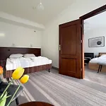 Bed & Breakfast 654