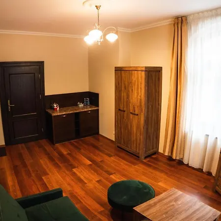 Willa 654 Bed & Breakfast *