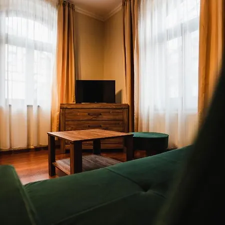 654 Bed and Breakfast